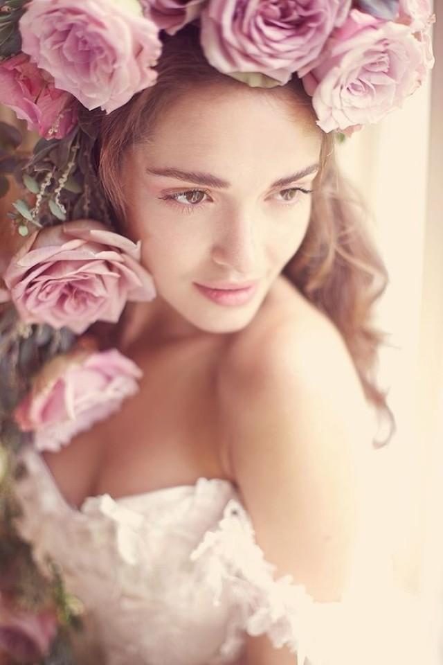 Pink Roses In The Bridal's Hair That Symbolizes Romance. 2052308
