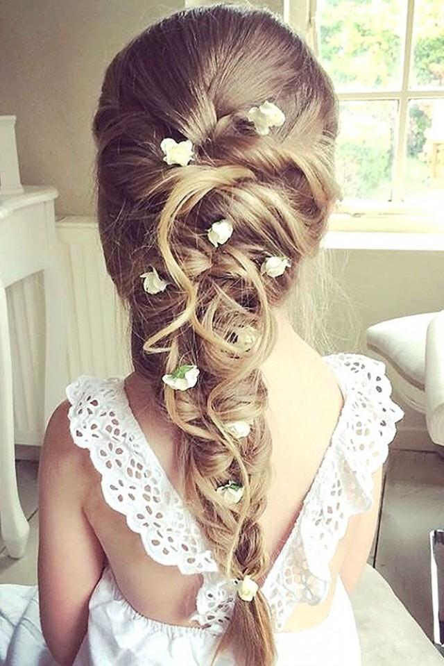 wedding photo - 24 Cute Flower Girl Hairstyles