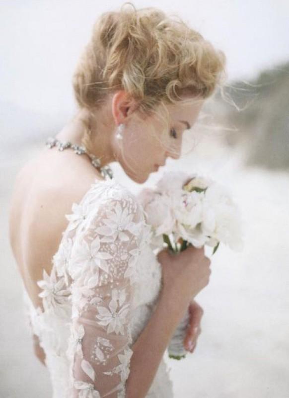 wedding photo - زخارف زهرة مذهلة مطرز طويل الأكمام فستان الزفاف فستان الزفاف عارية الذراعين ♥