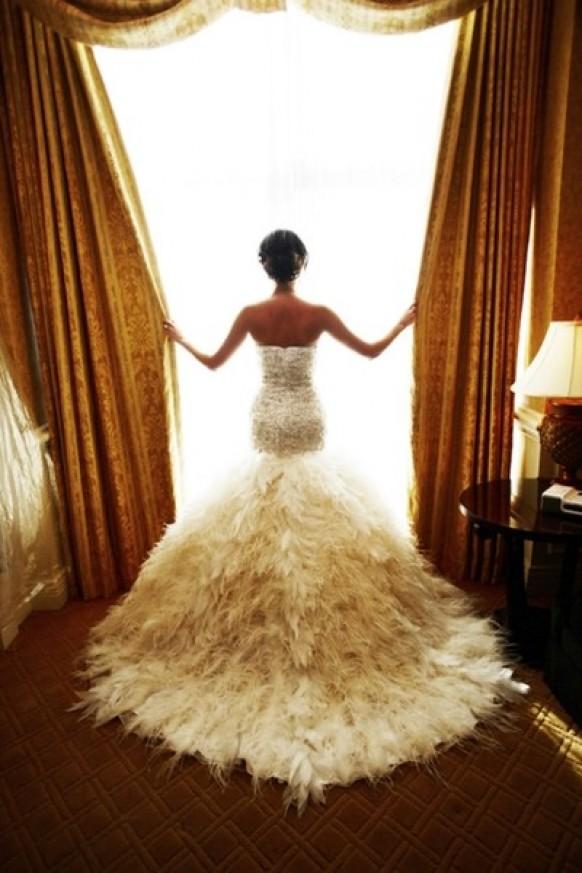 wedding photo - Свадебные платья мы обожаем