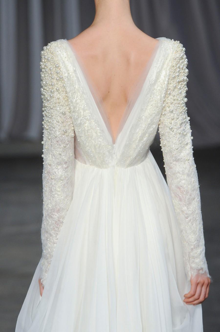 Wedding - Wedding gown with freshwater pearls for Jeyne Westerling - Christian Siriano spring 2013