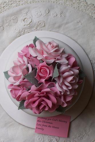 Mariage - Roses roses mélangés gâteau