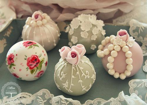 Wedding - Vintage Sphere Cakes