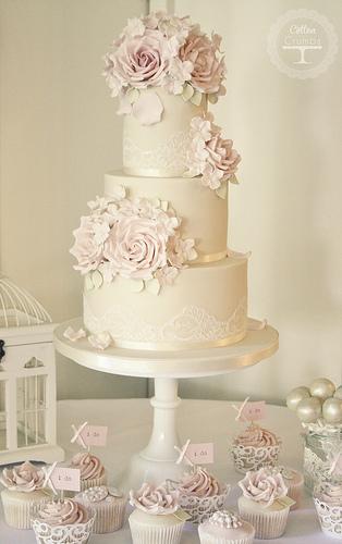 Wedding - Rose & Hydrangea Cake - Warwick House