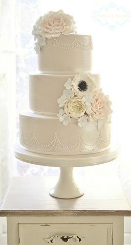 Wedding - Shimmer Wedding Cake