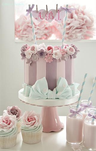 Mariage - Gâteau d'anniversaire de Abi