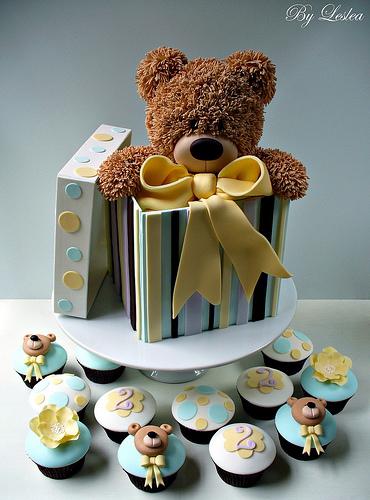 Mariage - Ours avec petits gâteaux