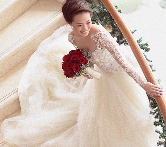 Wedding - Floral wedding dress by Veluz