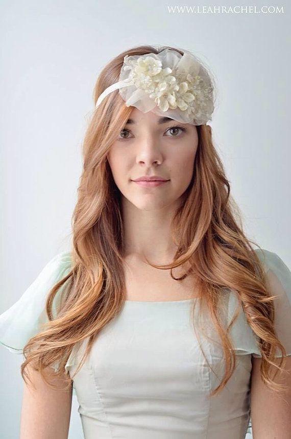 زفاف - لذيذ العاج الزهور غطاء الرأس بواسطة روبي & وكورديليا، واستخدام مثل غطاء الرأس، أو قلادة وشاح، على استعداد للسفينة