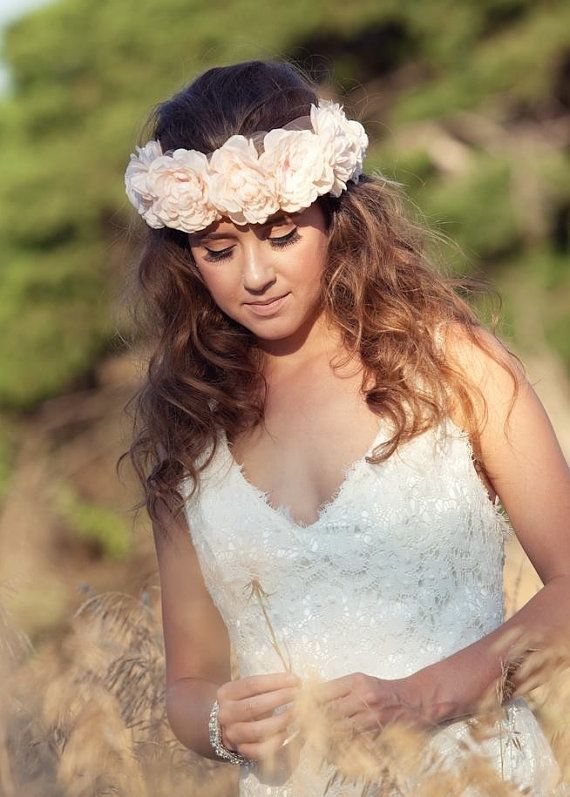 Mariage - Pale florale de pêche Couronne Woodland mariage casque par Ruby et de modes de Cordélia