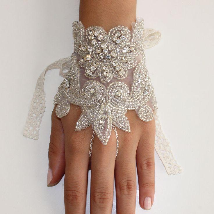 Wedding - Bridal gloves decorated with crystals and rhinestones