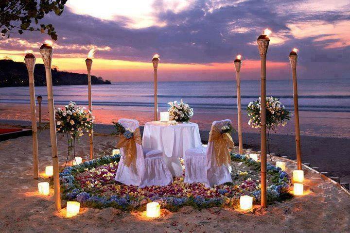Wedding - Perfect evening with the dinner on the beach.
