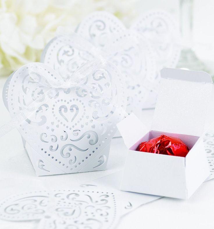 Hochzeit - 25 White Lazercut Heart Shaped Wedding Party Favor Boxes W/ Ribbon