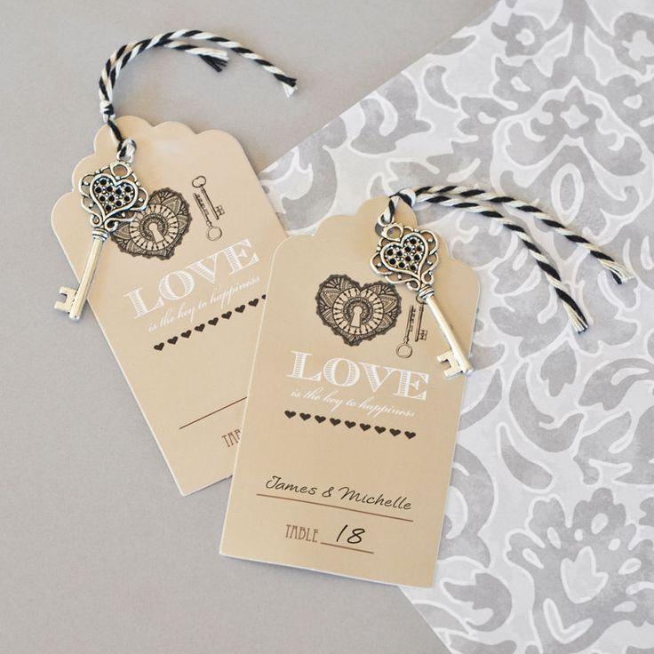 Hochzeit - 50 Vintage Antique Key To Happiness On Wedding Table Escort Cards