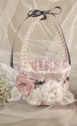 Mariage - Flower Girl Basket  Peach Satin and cream Lace, Flowers and Pearls - New