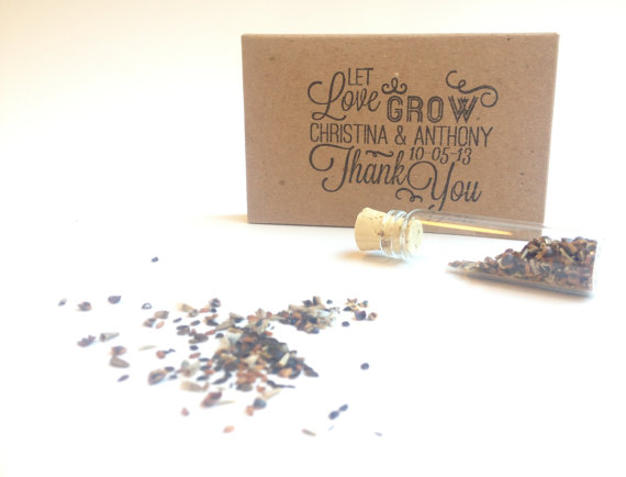 Wedding - Rustic Wedding Favors // Wild Flower Seeds // Set of 20 Eco-Friendly Favors with Custom Stamp. - New