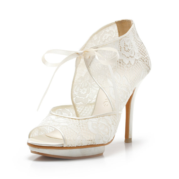 زفاف - Custom Made Ivory Lace Wedding Ankle Boots, Custom Made Bridal Shoes, Custom Made Wedding Ankle Booties - New