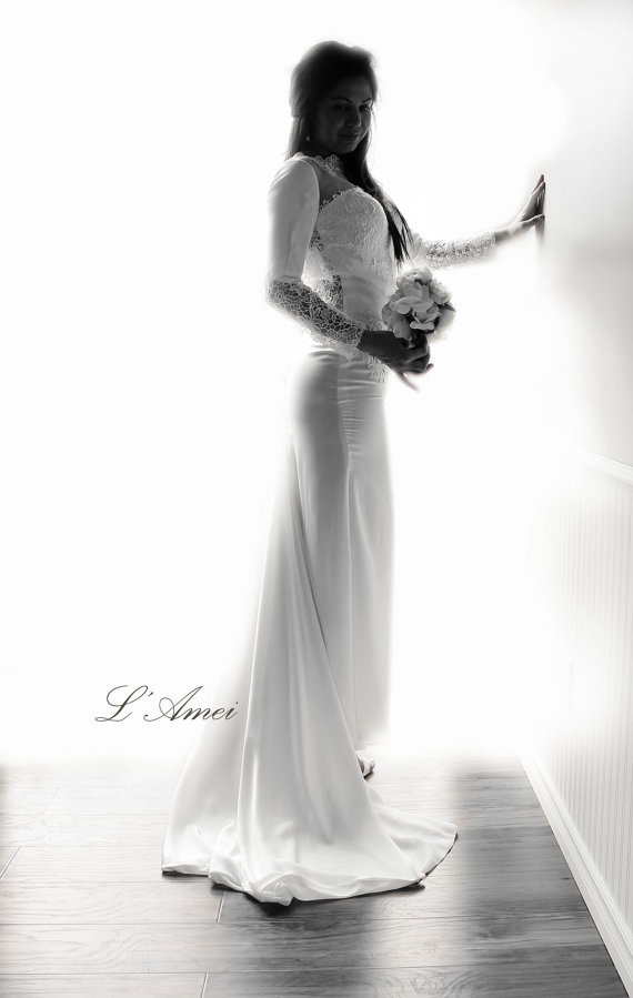 زفاف - Romantic Design High Neck Long Sleeve Lace Wedding Gown Dress with Fitted Waist - New