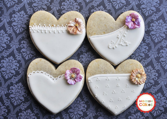زفاف - Valentine Gift - Wedding Cookie Favor Sampler - 4 PIECES Bride Heart Cookie Favors, Bridal Shower Cookies, Bride's Maids Gifts - New