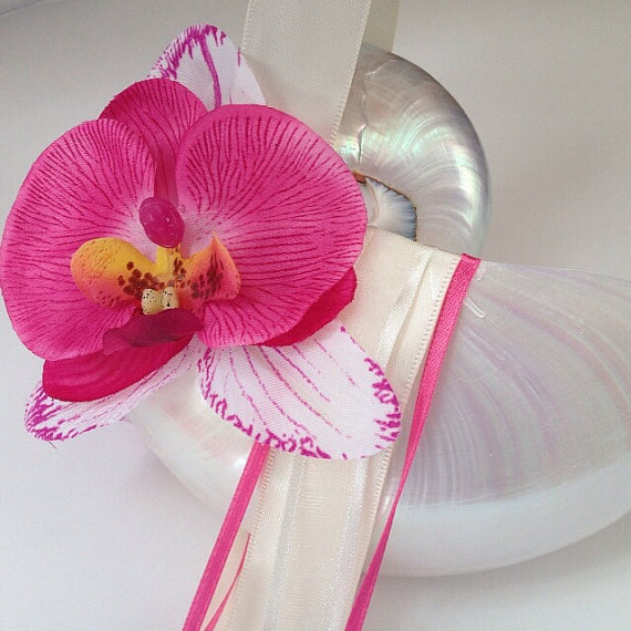 Hochzeit - Pink and Pearl Nautilus Flower Girl Basket