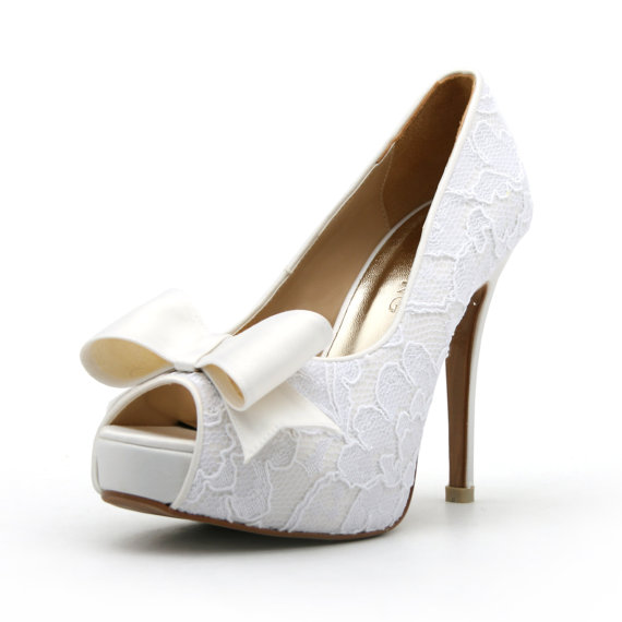 Hochzeit - Lace White Wedding Shoe with Bow. Peep Toe Lace White Bridal Heel. Wedding Shoes. White Shoes. - New