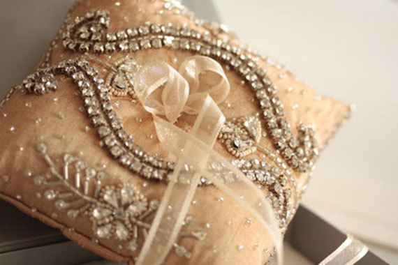 زفاف - Bridal Ring Pillow - Neivo Champagne (Made to Order) - New