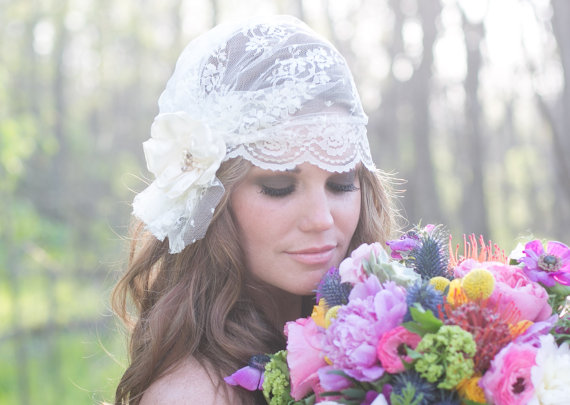 زفاف - Bridal Cap in Ivory Lace - Vintage bridal cap, wedding cap, head piece, hair piece, White lace, Roaring 20s bridal cap, great Gatsby - New