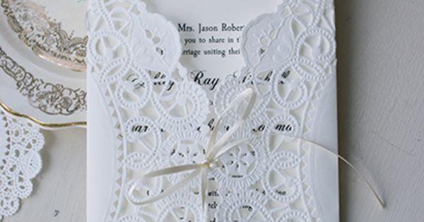 Mariage - Invitation Inspiration: Lace And Doilies