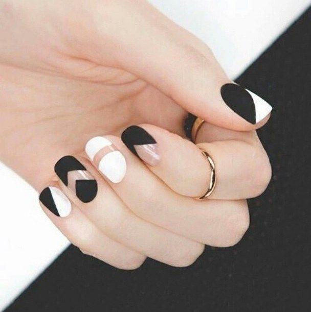 Свадьба - 30 Super Creative Black And White Nail Art Designs