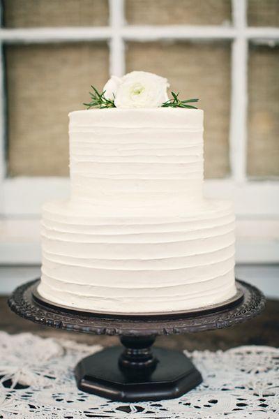 Wedding - Simplicity Takes The Cake