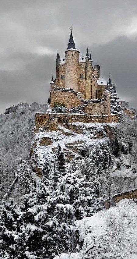 Свадьба - 10 Spectacularly Beautiful Castles