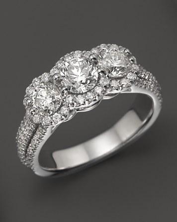 زفاف - Bloomingdale&#039;s Halo Diamond 3-Stone Ring in 14K White Gold, 2.0 ct. t.w.