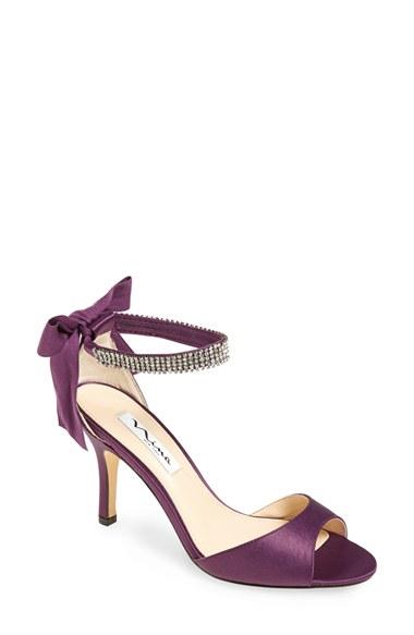 Свадьба - Nina 'Vinnie' Crystal Embellished Ankle Strap Sandal (Women)