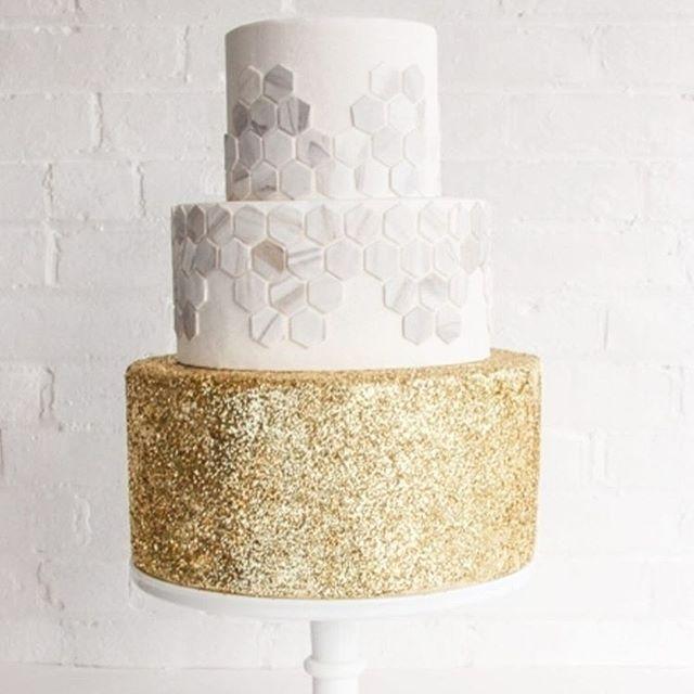 Hochzeit - Three Tiered Cake