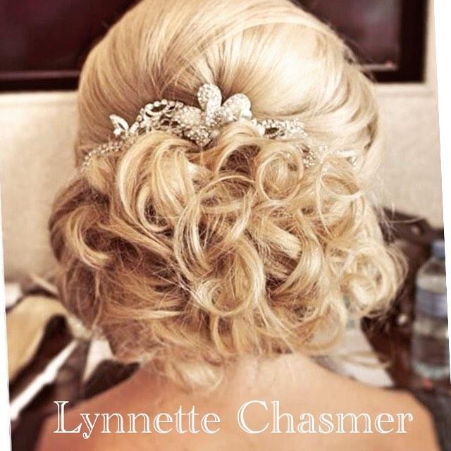 Hochzeit - Creative Bridal Hairstylist