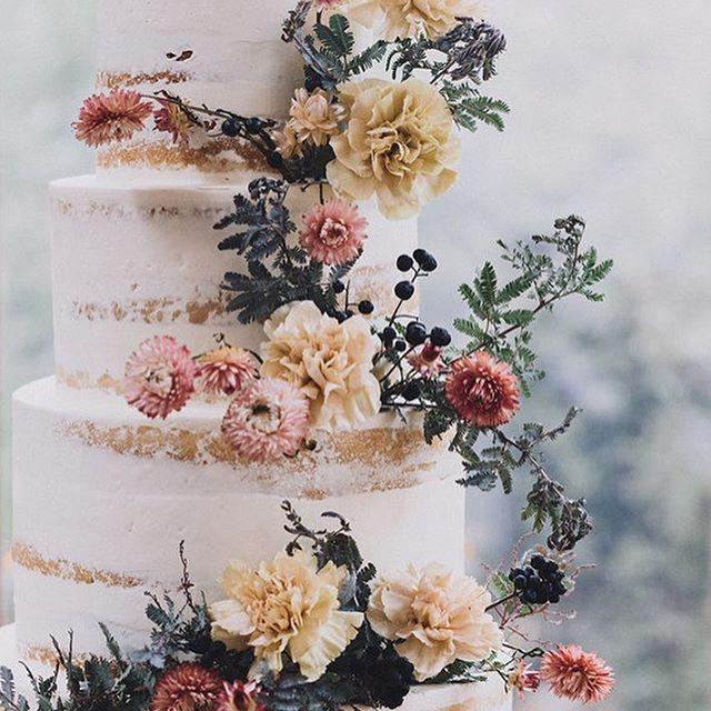 زفاف - 100 Layer Cake