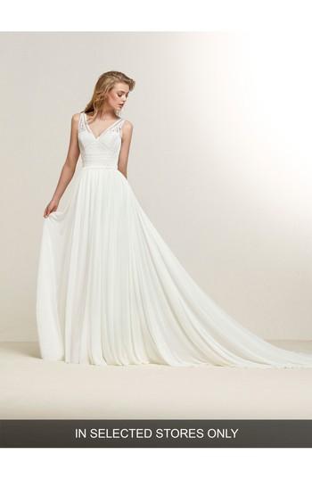 Wedding - Pronovias Dramia Lace & Tulle A-Line Gown 