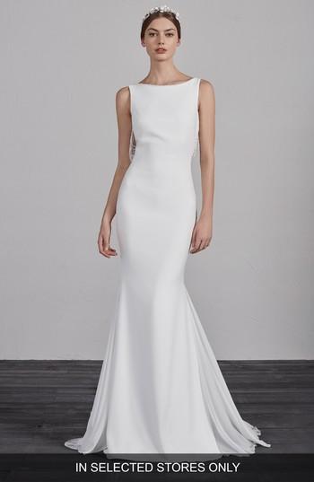 Mariage - Pronovias Eol Beaded String Back Mermaid Gown 