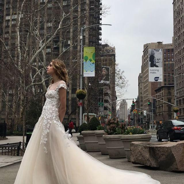 Hochzeit - Monique Lhuillier Bride