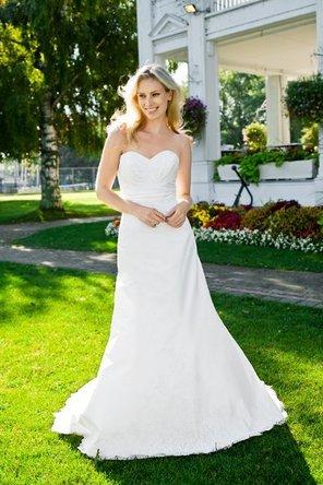 Mariage - Lea-Ann Belter Bridal