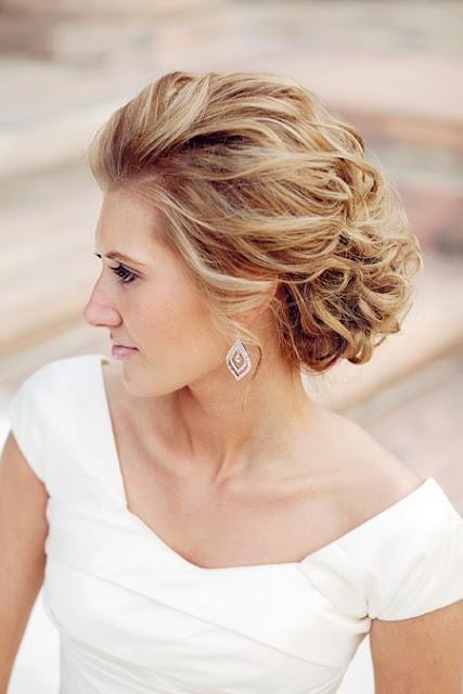 Свадьба - Великолепные волосы свадьбу и макияж