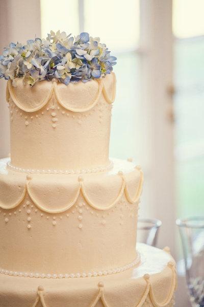 Wedding Cakes wedding-cakes.jpg