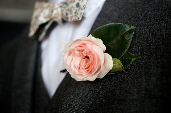 Hochzeit - Boutonnieres For The Boys