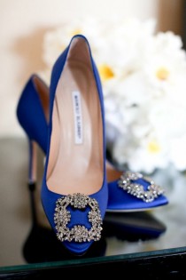 wedding photo - Chaussures de mariage mariée ou demoiselle d'honneur ♥ Bleu Manolo Blahnik Pompes de soirée en satin