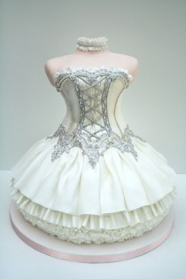 wedding photo - Besondere Ballet Kleid Cake Design ♥ Einzigartige Tea Party, Bridal Shower oder Hochzeit Dusche Kuchen-Ideen