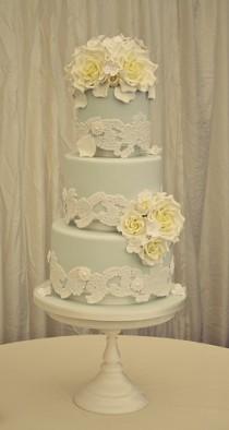 wedding photo - Lace Veil Wedding Cake