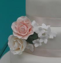 wedding photo - Roses And Hydrangea