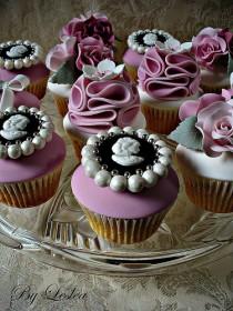 wedding photo - Pink Ruffles, Roses And Cameo Cupcakes