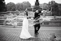 wedding photo - Trash The Dress / Destruir El Vestido De Novia