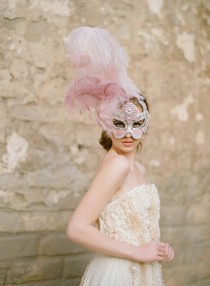 wedding photo - Wedding Photography with the masquerade mask.